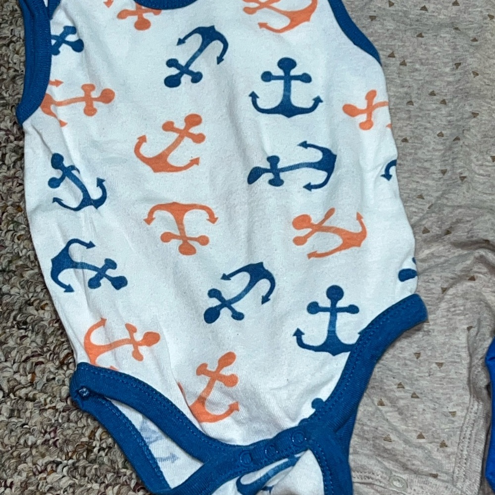 Boys, girls, Multicolor Baby bodysuit, Lot of 5, 6-9 month, shirts, tops - Picture 2 of 5